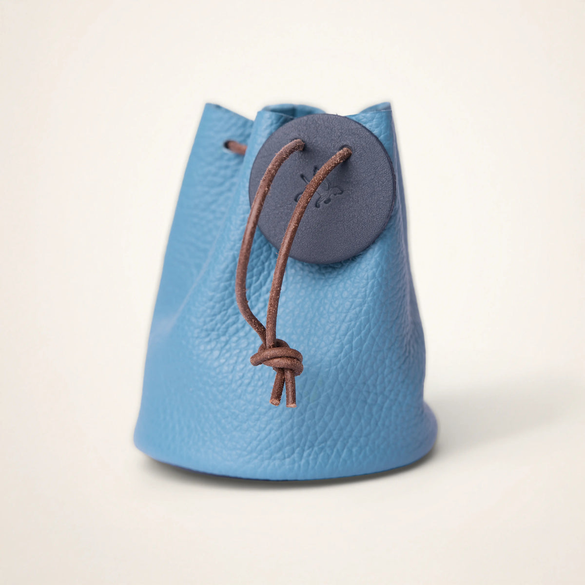 Bolsa de cuero con cordón para 15 fichas
