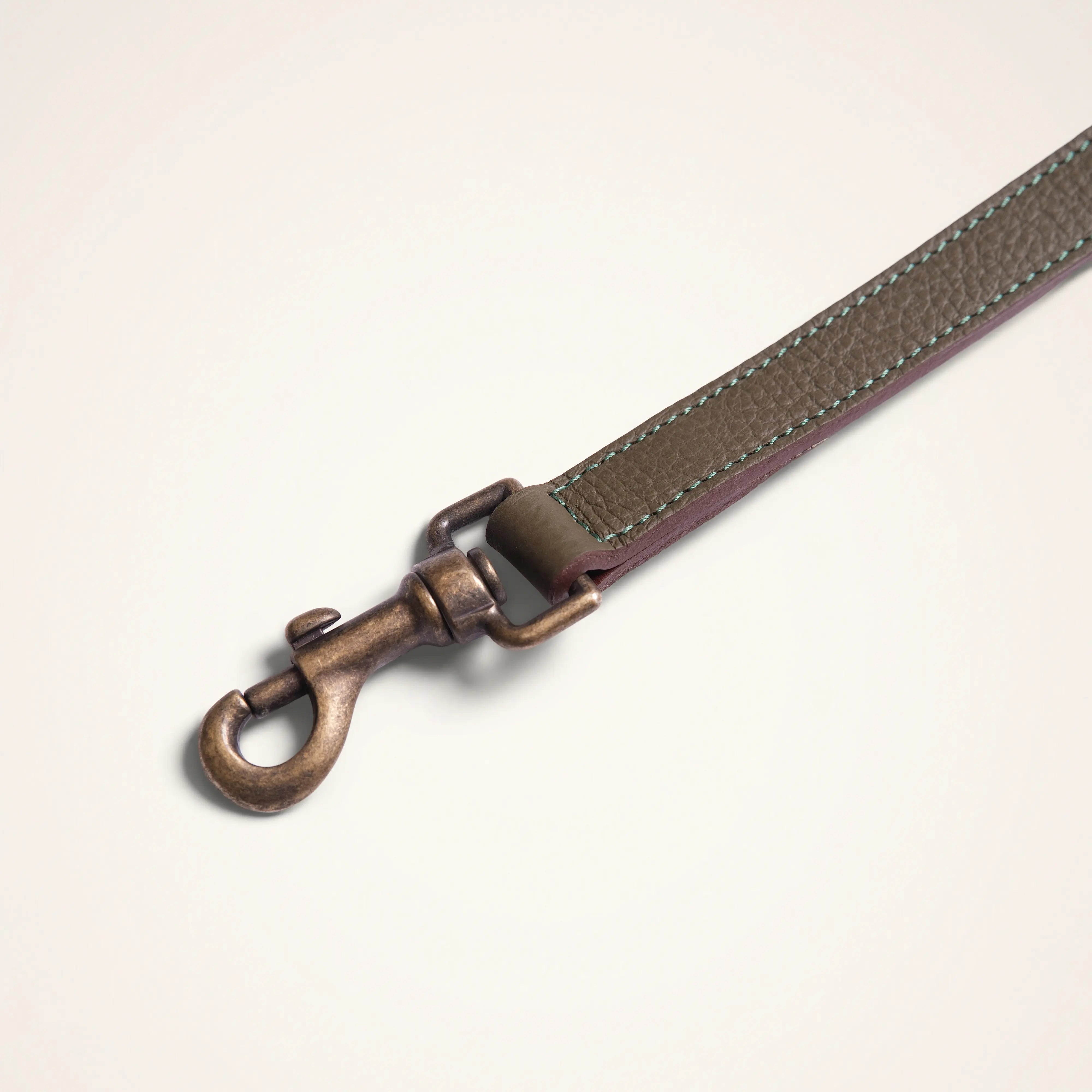 Correa de cuero de 95 cm con mosquetón